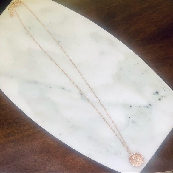 Rose Pendant Gold Necklace - Picture 3 of 3